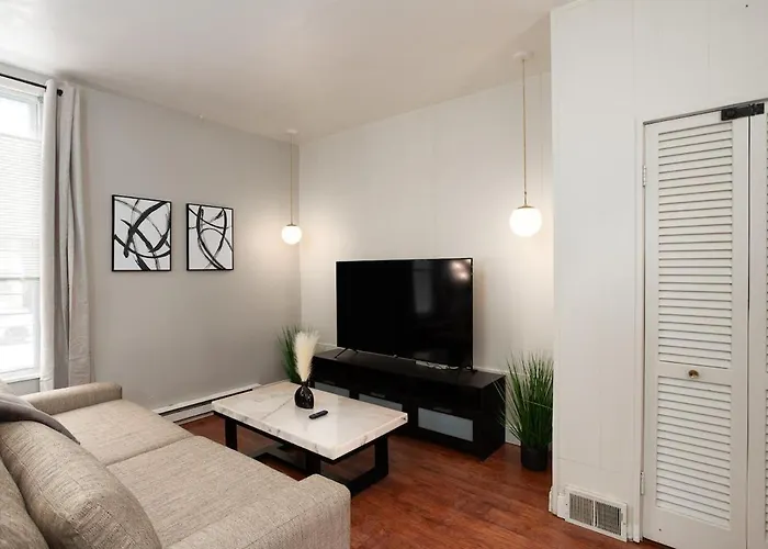 Apartment 1 Minute To Walnut Street Cmu And Upmc